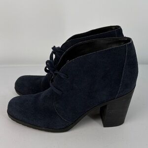 🕊️ Franco Sarto Nashville Navy Suede lace up Ankle Boots